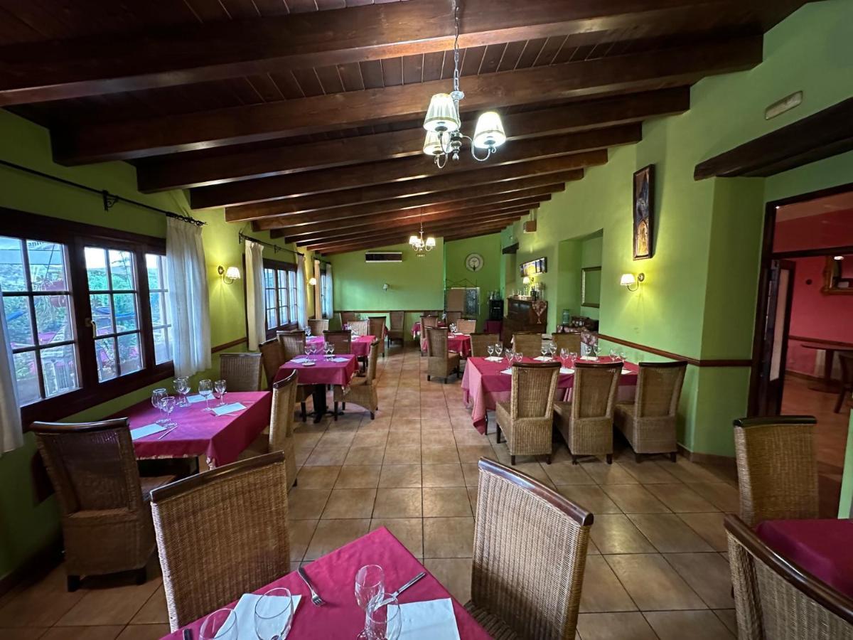 Hotel De La Villa Rubielos De Mora Exteriér fotografie