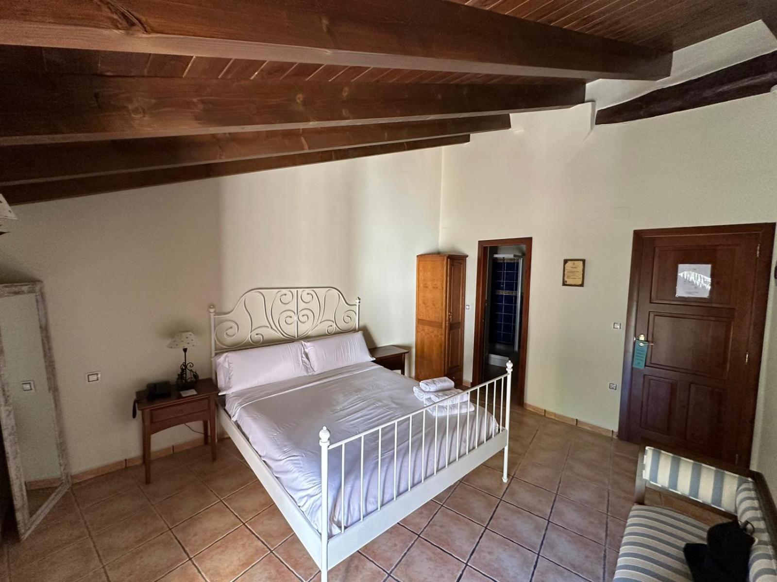 Hotel De La Villa Rubielos De Mora Exteriér fotografie