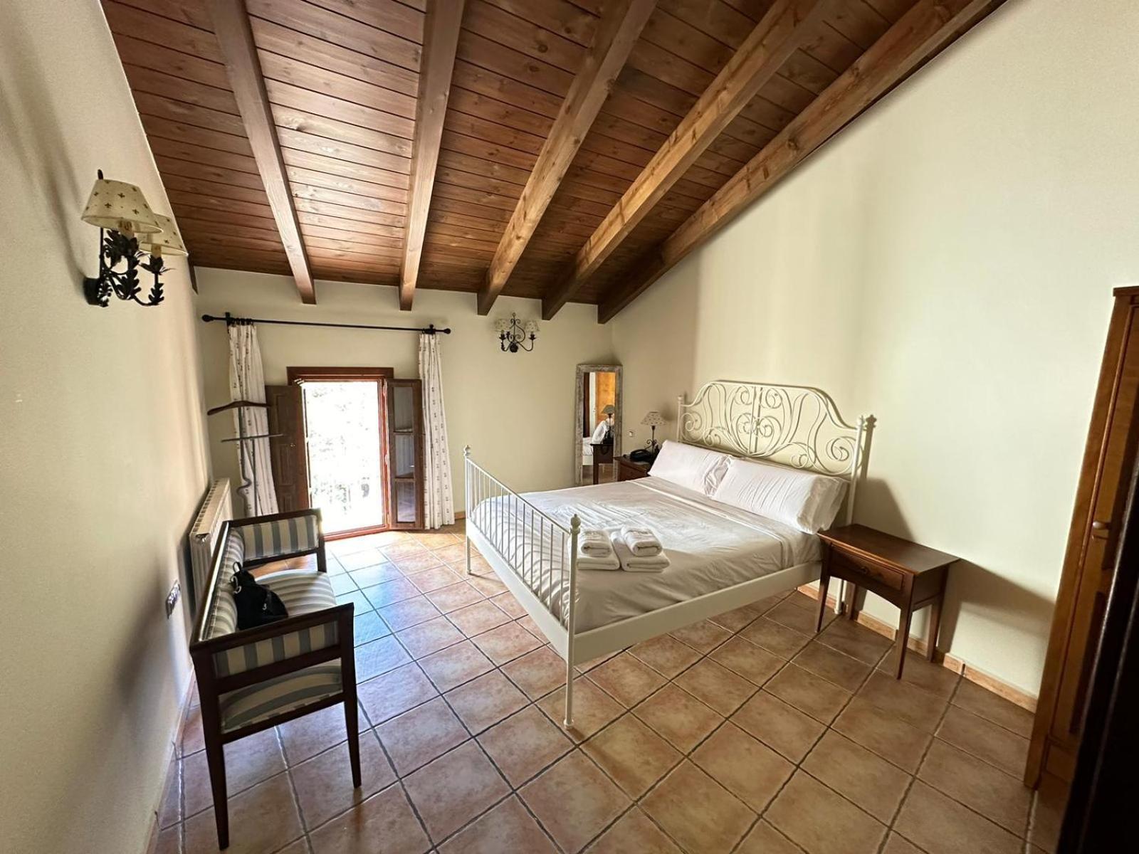 Hotel De La Villa Rubielos De Mora Exteriér fotografie