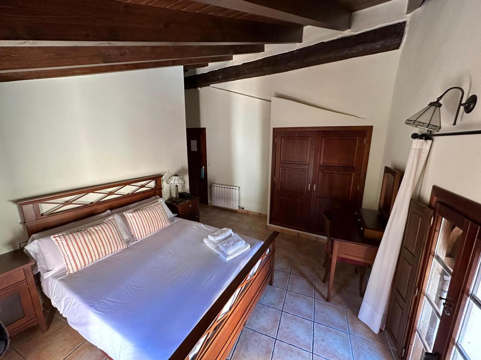 Hotel De La Villa Rubielos De Mora Exteriér fotografie