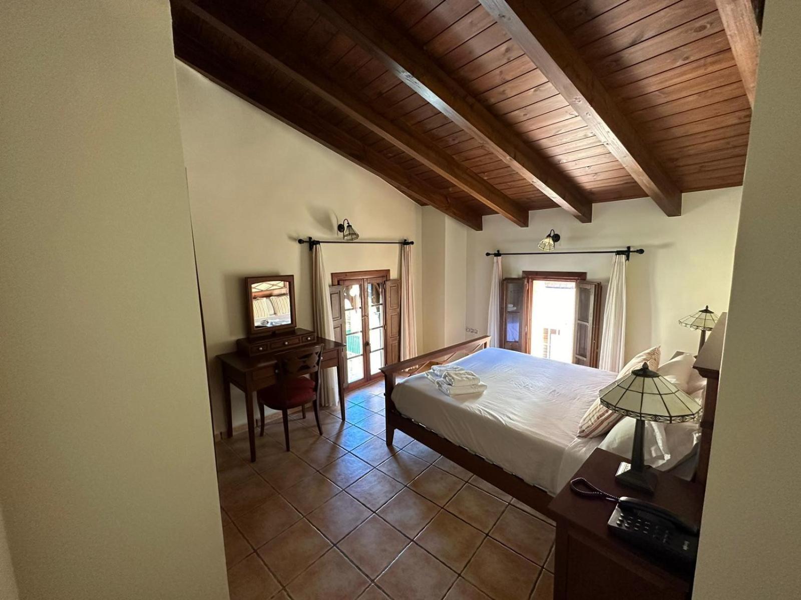 Hotel De La Villa Rubielos De Mora Exteriér fotografie