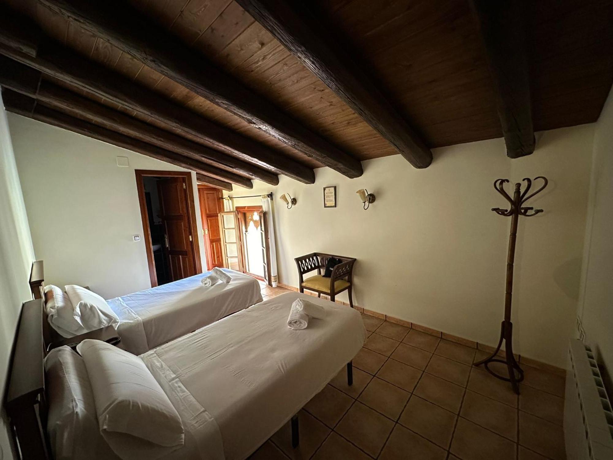 Hotel De La Villa Rubielos De Mora Exteriér fotografie